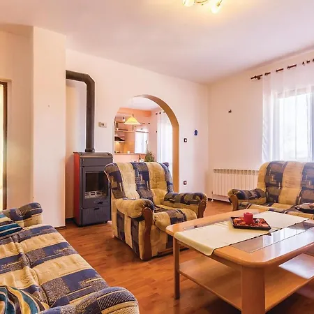 Three-bedroom In * Barban