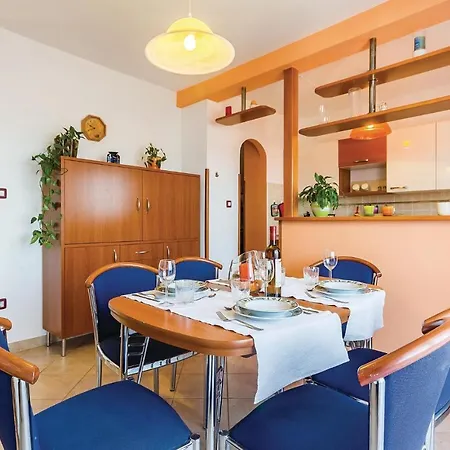 Semesterbostad Three-bedroom In *