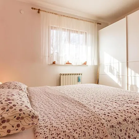 Three-bedroom In * Barban